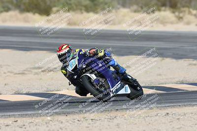 media/Dec-07-2025-CVMA (Sun) [[3e7d2de5dc]]/Race 8-Middleweight Shootout/